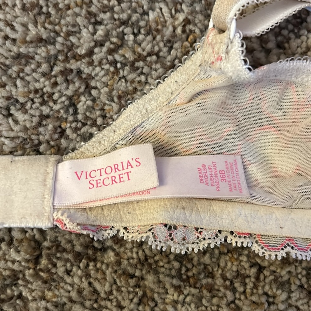 36B Victoria’s Secret Dream Angels Push Up Bra - Picture 3 of 4